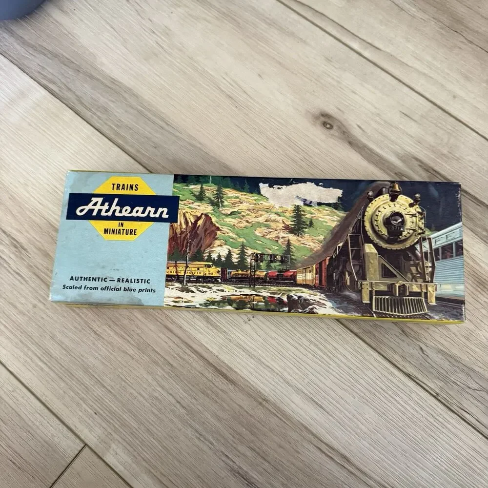 Athearn Trains In Miniature HO Chessie System B&O Hopper Car 2753